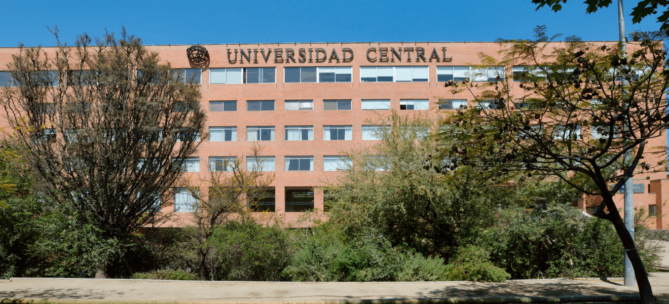 “Universidad Central en la escuela”