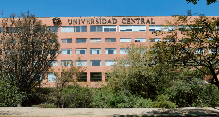 “Universidad Central en la escuela”